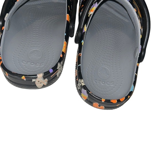 2020 Disney Parks Mickey Halloween Snacks Sweet Treats Light Up Crocs M6/W8 - Picture 3 of 4